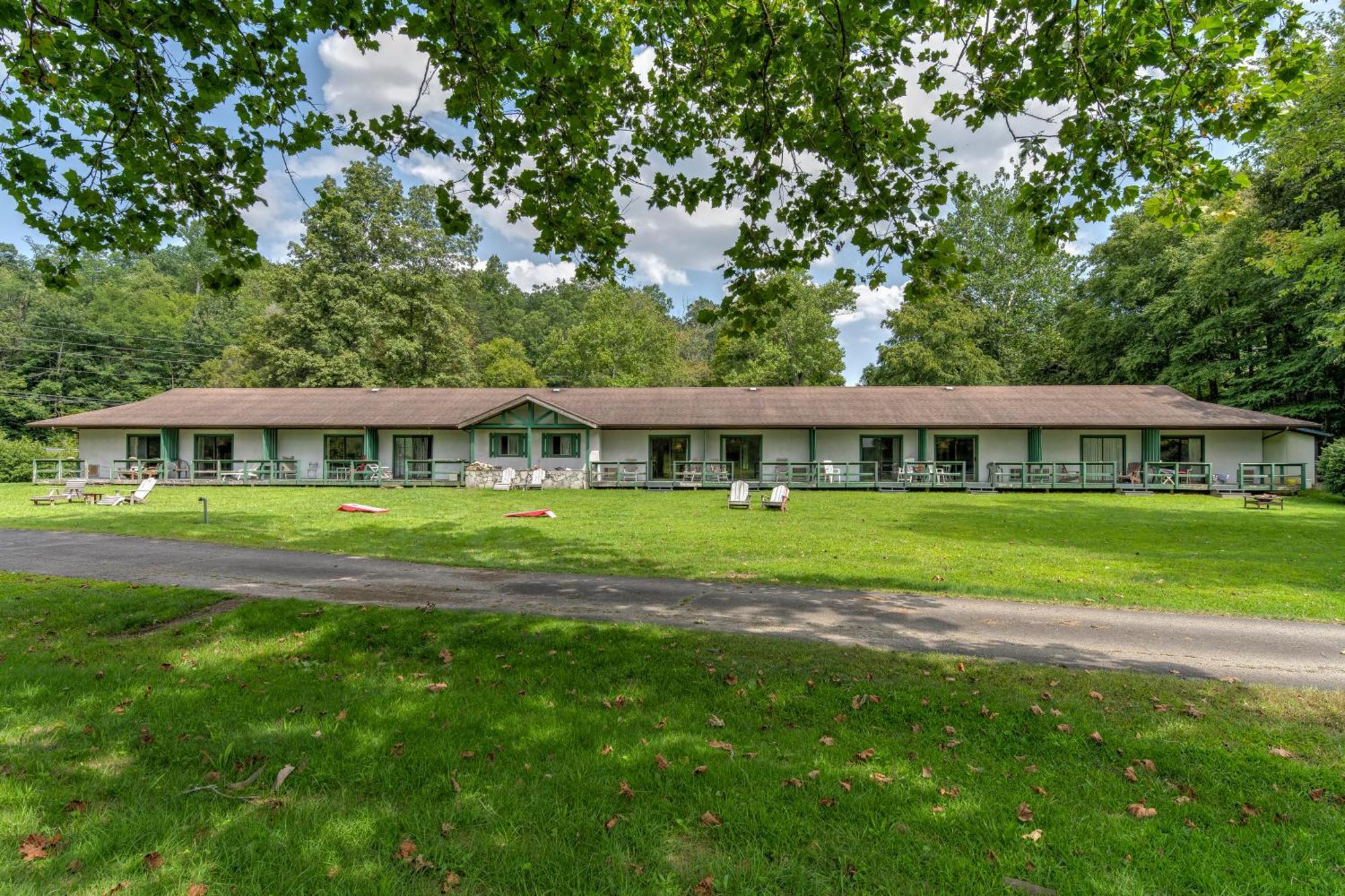 Lodge At Mount Mitchell Busick エクステリア 写真